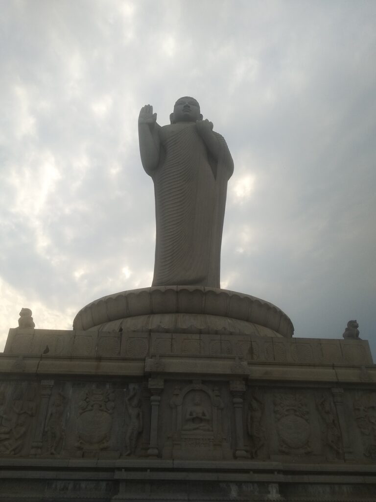 buddha statue at Tank Bund